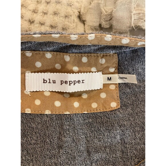 Blu Pepper T Shirt Blouse Size Medium Gray Pullover Patch Elbows Button Sides - Picture 8 of 12